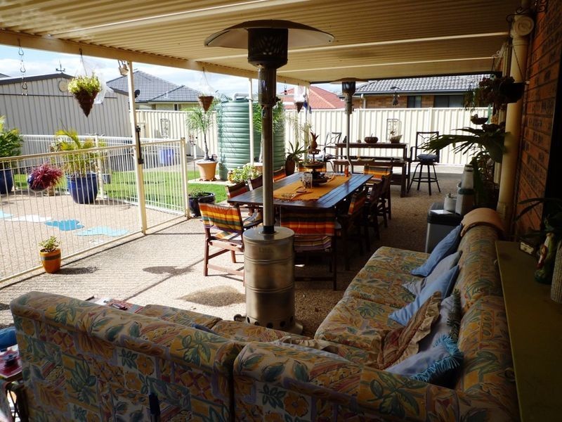 90 Reif Street, Flinders View QLD 4305