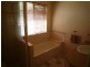 2 Oriole Close, Flinders View QLD 4305