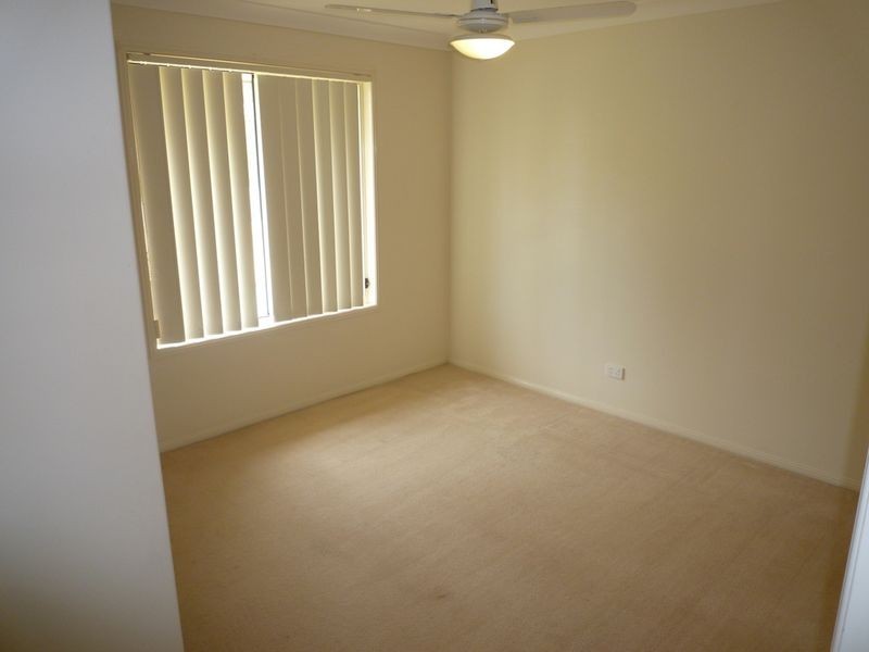 19 Alexandra Close, Flinders View QLD 4305