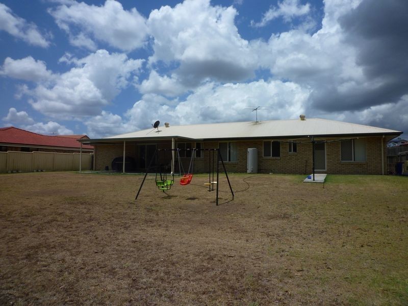 19 Alexandra Close, Flinders View QLD 4305