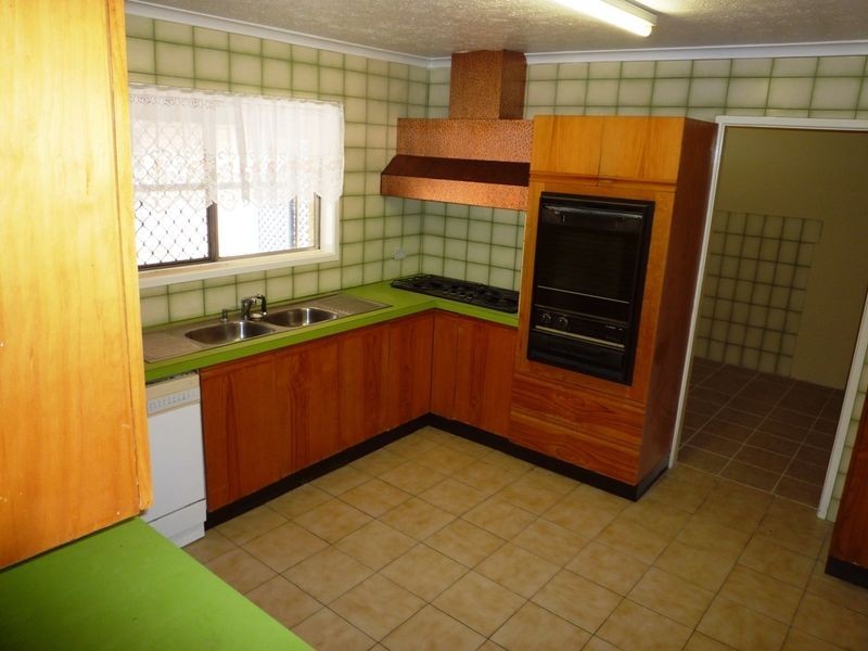 74 Andrew Street, Bundamba QLD 4304