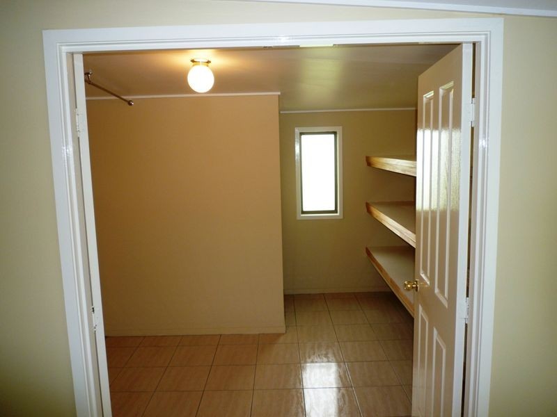 74 Andrew Street, Bundamba QLD 4304