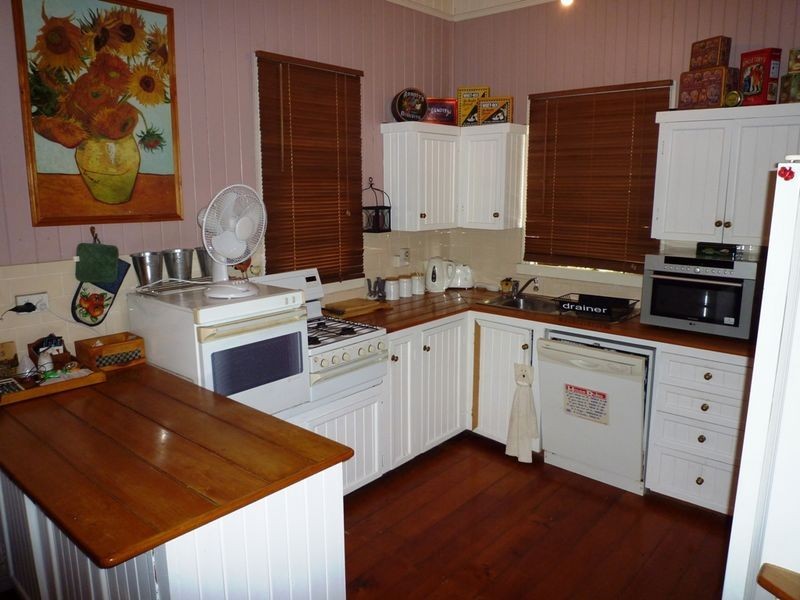 46 Smith Street, North Ipswich QLD 4305