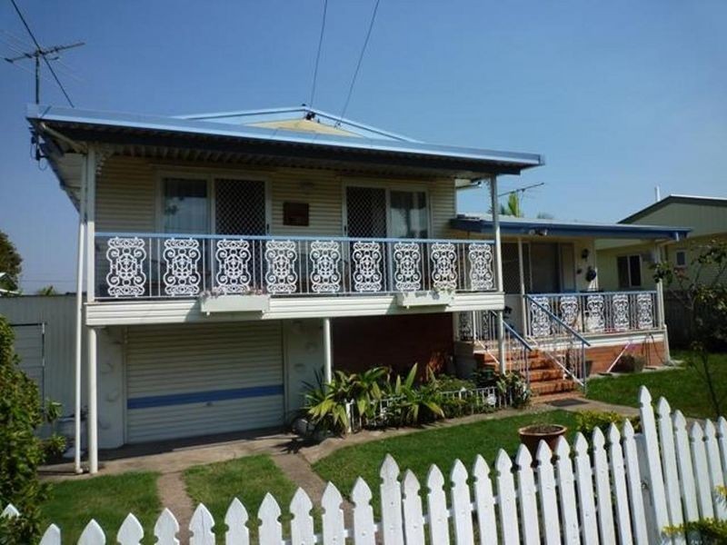 11 Cross Street, Raceview QLD 4305