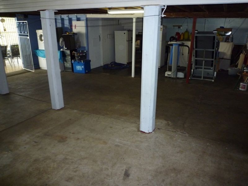 11 Cross Street, Raceview QLD 4305