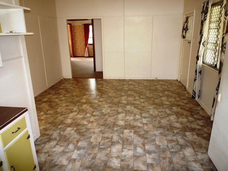 9 Gardiner Street, Brassall QLD 4305