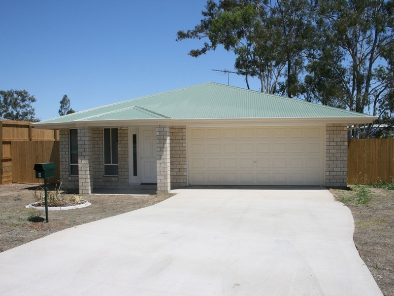 8 FIGTREE COURT, Yamanto QLD 4305