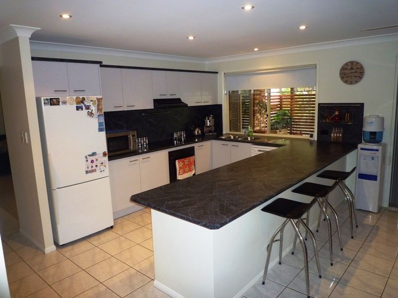 34 Jacana Crescent, Flinders View QLD 4305