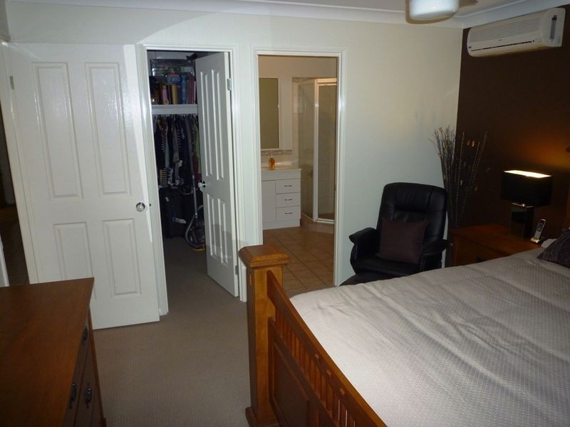 34 Jacana Crescent, Flinders View QLD 4305