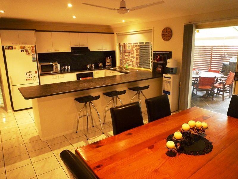34 Jacana Crescent, Flinders View QLD 4305