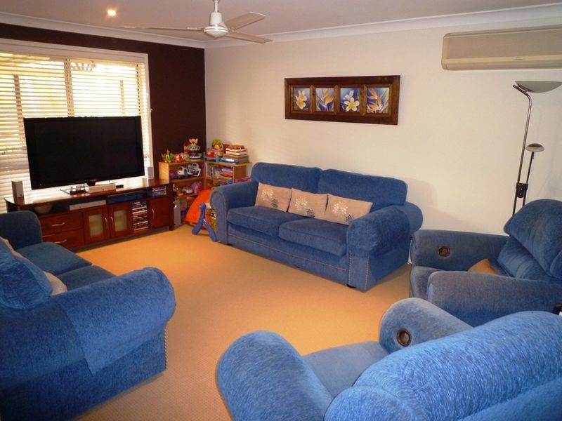 34 Jacana Crescent, Flinders View QLD 4305