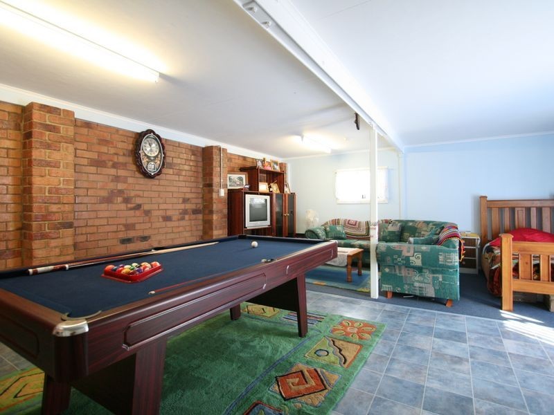 64 Dellvene Crescent, Rosewood QLD 4340