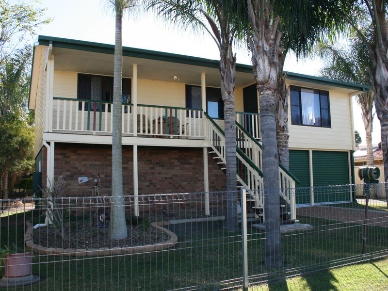 64 Dellvene Crescent, Rosewood QLD 4340
