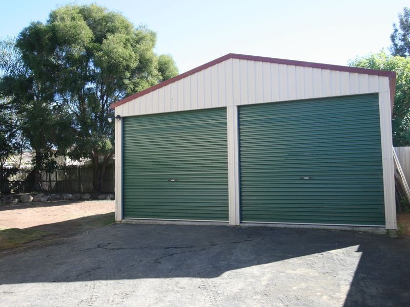 64 Dellvene Crescent, Rosewood QLD 4340