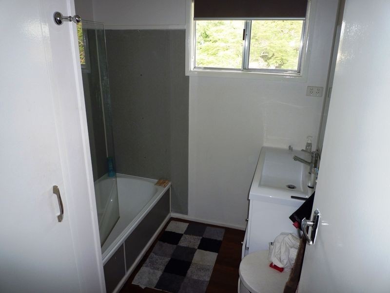 59 Edwards Street, Flinders View QLD 4305