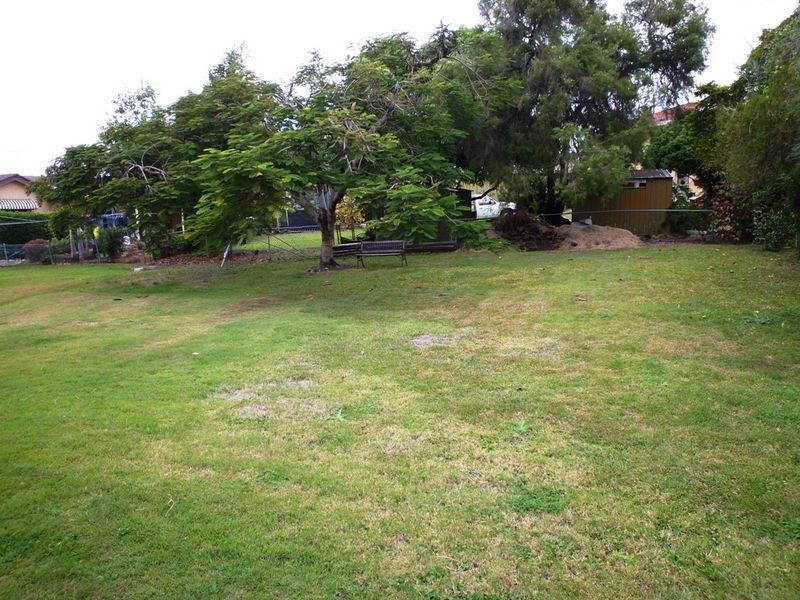 59 Edwards Street, Flinders View QLD 4305