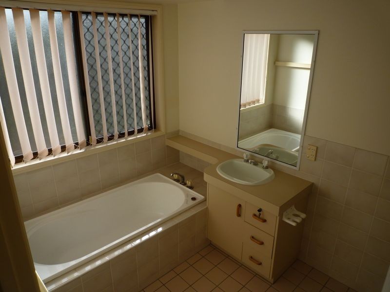 10 Ashvale Street, Flinders View QLD 4305