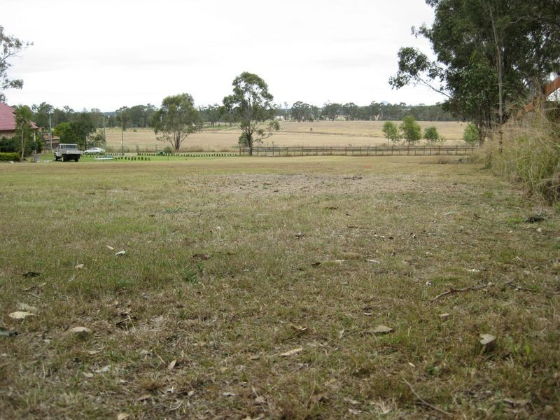 83 Chalk Street, Wulkuraka QLD 4305