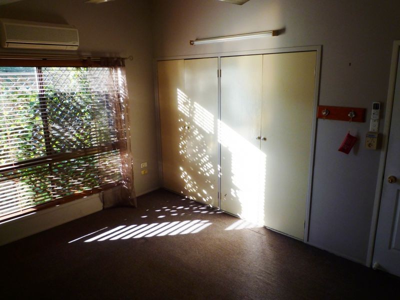 7 Bowen Place, Blackstone QLD 4304