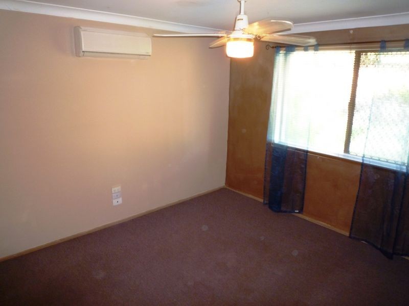 7 Bowen Place, Blackstone QLD 4304
