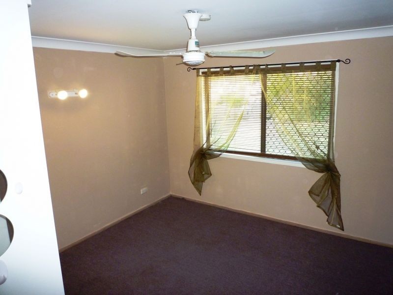7 Bowen Place, Blackstone QLD 4304
