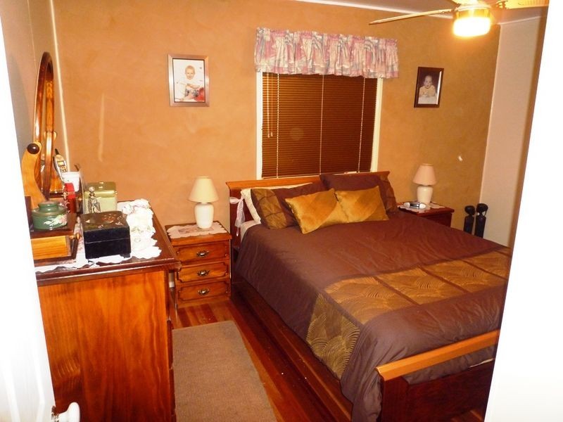 14 Bellhaven Drive, Bundamba QLD 4304