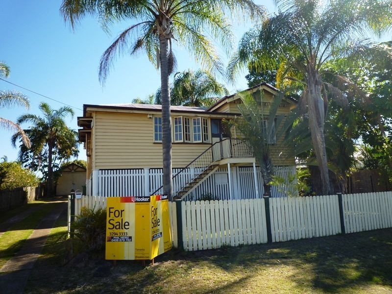 1 SIEMONS STREET, One Mile QLD 4305