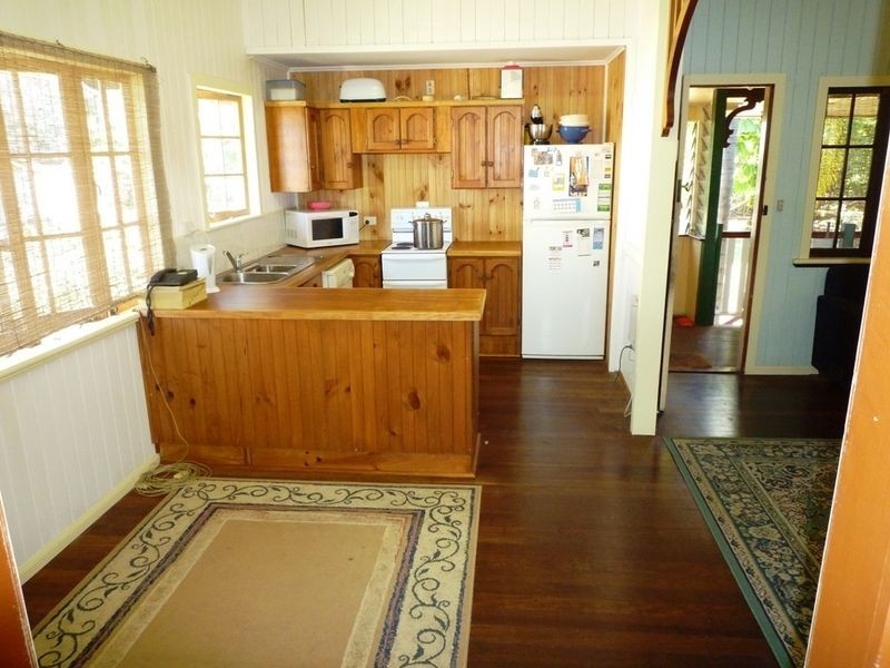 1 SIEMONS STREET, One Mile QLD 4305