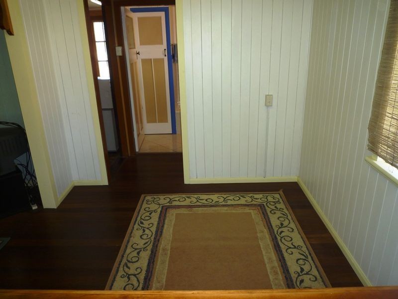 1 SIEMONS STREET, One Mile QLD 4305