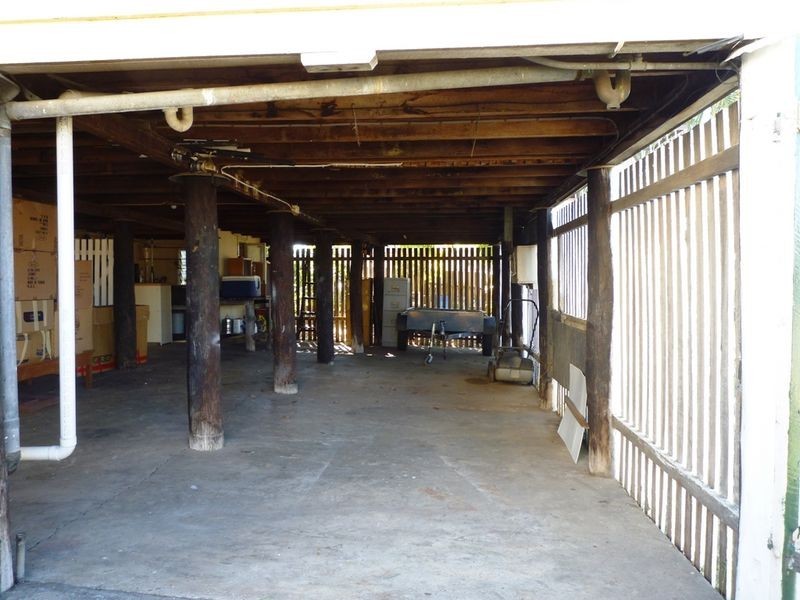 1 SIEMONS STREET, One Mile QLD 4305