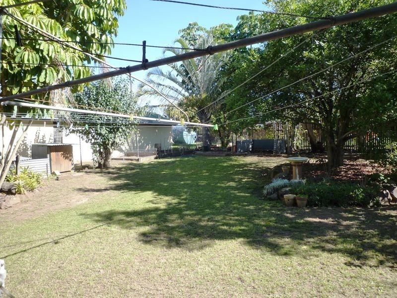 1 SIEMONS STREET, One Mile QLD 4305