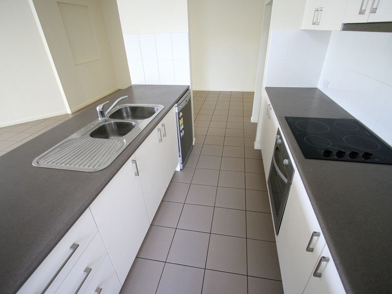 90 Jacaranda Drive, Yamanto QLD 4305