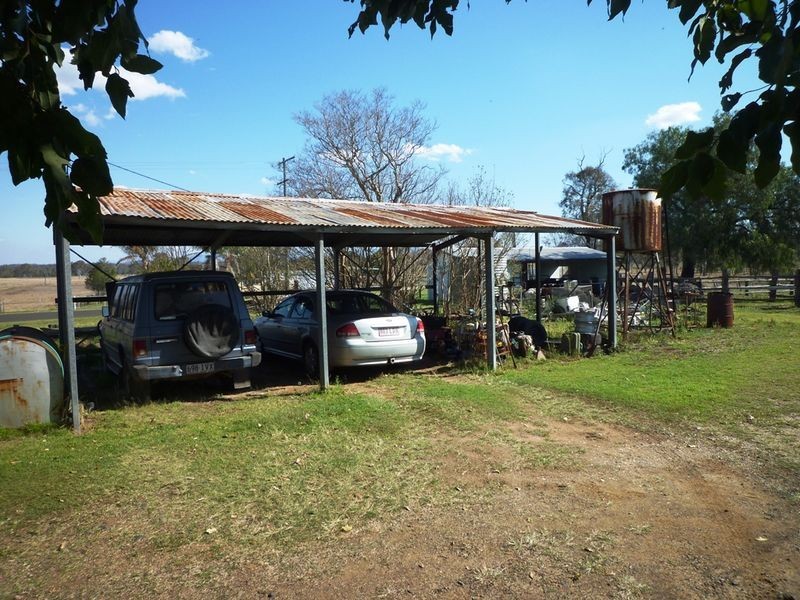 397 Hidden Vale Road, Calvert QLD 4340