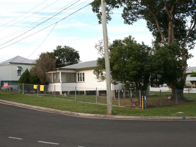 7 Lobley Street, Ipswich QLD 4305