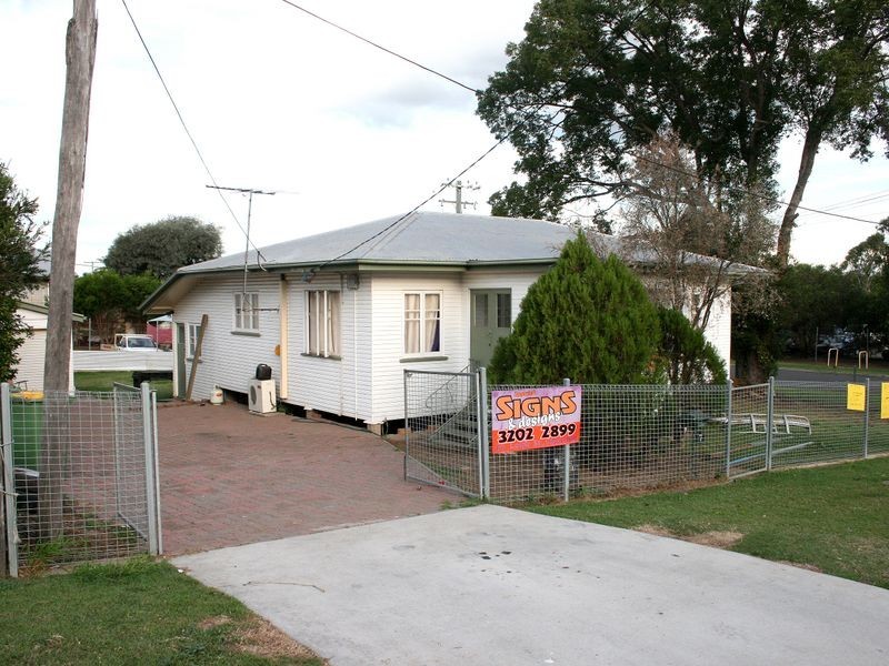 7 Lobley Street, Ipswich QLD 4305