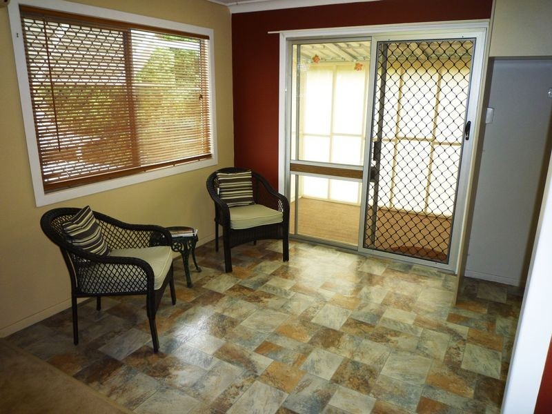 266 South Station Road, Raceview QLD 4305