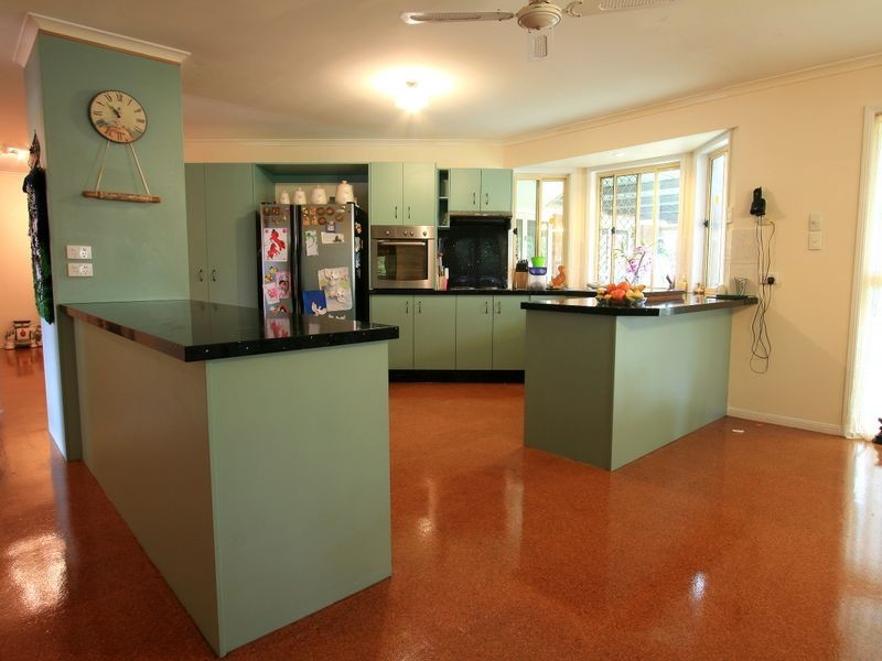 2 Yellowood Court, Kensington Grove QLD 4341
