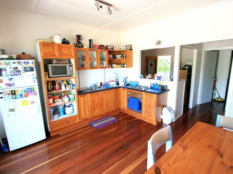 11 Bremer Street, Churchill QLD 4305