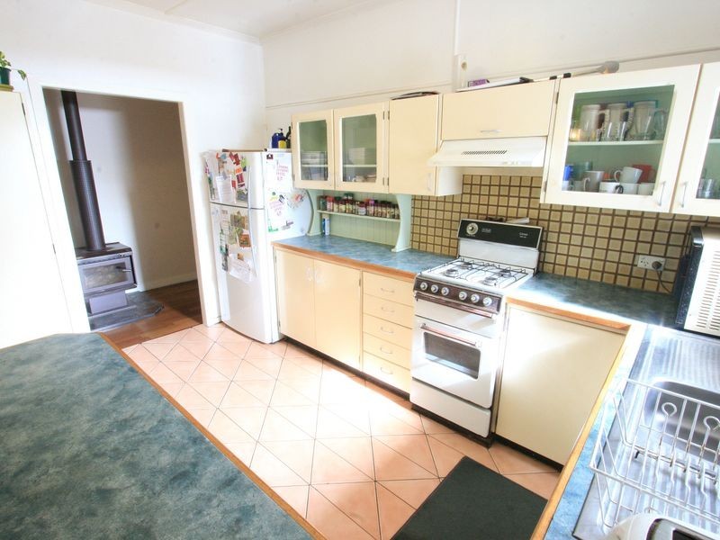 23 Briggs Road, Ipswich QLD 4305