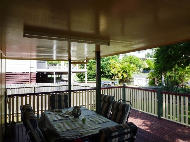 33 Kynance Street, Leichhardt QLD 4305