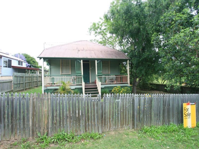 2A General Foch Street, One Mile QLD 4305