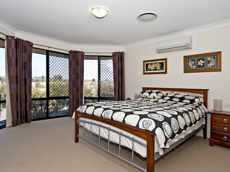 15 Thallon Road, Regency Downs QLD 4341