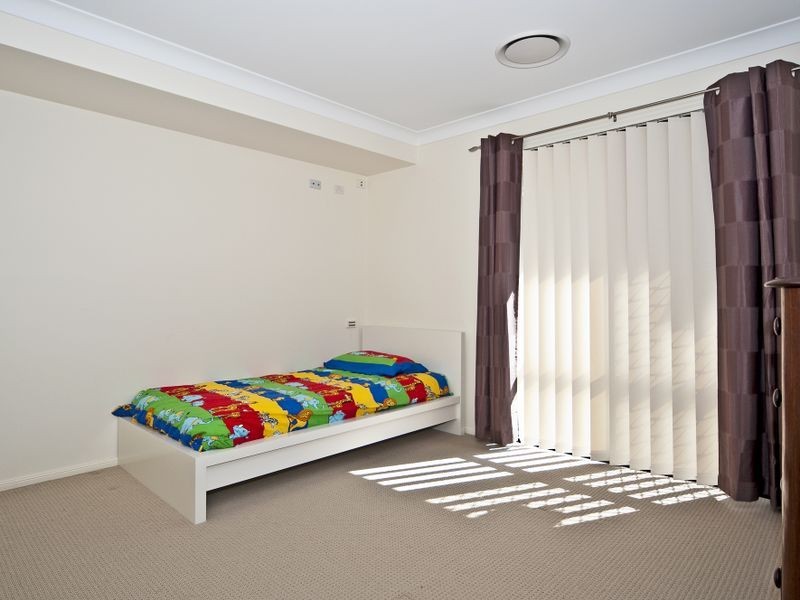15 Thallon Road, Regency Downs QLD 4341