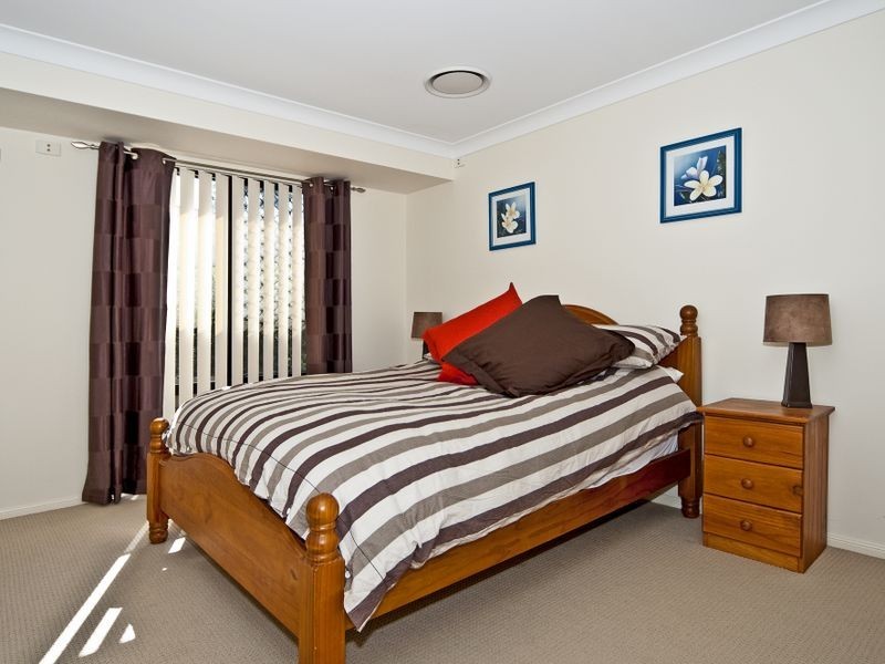 15 Thallon Road, Regency Downs QLD 4341
