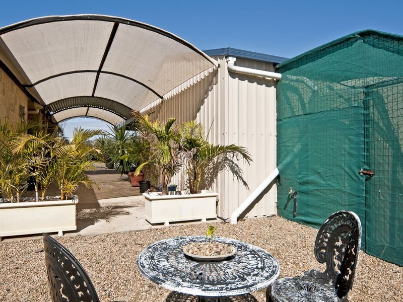 15 Thallon Road, Regency Downs QLD 4341