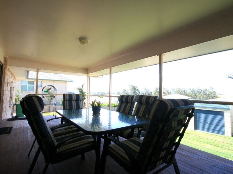 59 Willowtree Drive, Flinders View QLD 4305