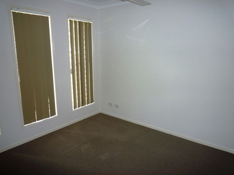 11 Lagoona Court, Churchill QLD 4305