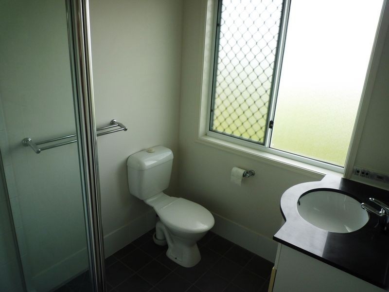 11 Lagoona Court, Churchill QLD 4305