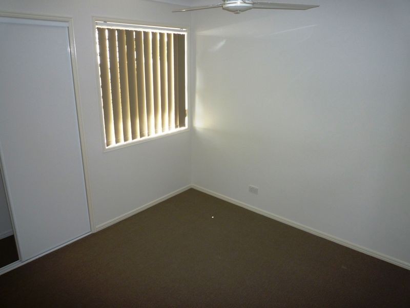 11 Lagoona Court, Churchill QLD 4305