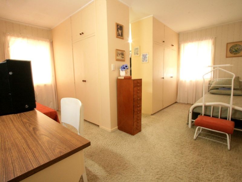 111 Whitehill Road, Eastern Heights QLD 4305